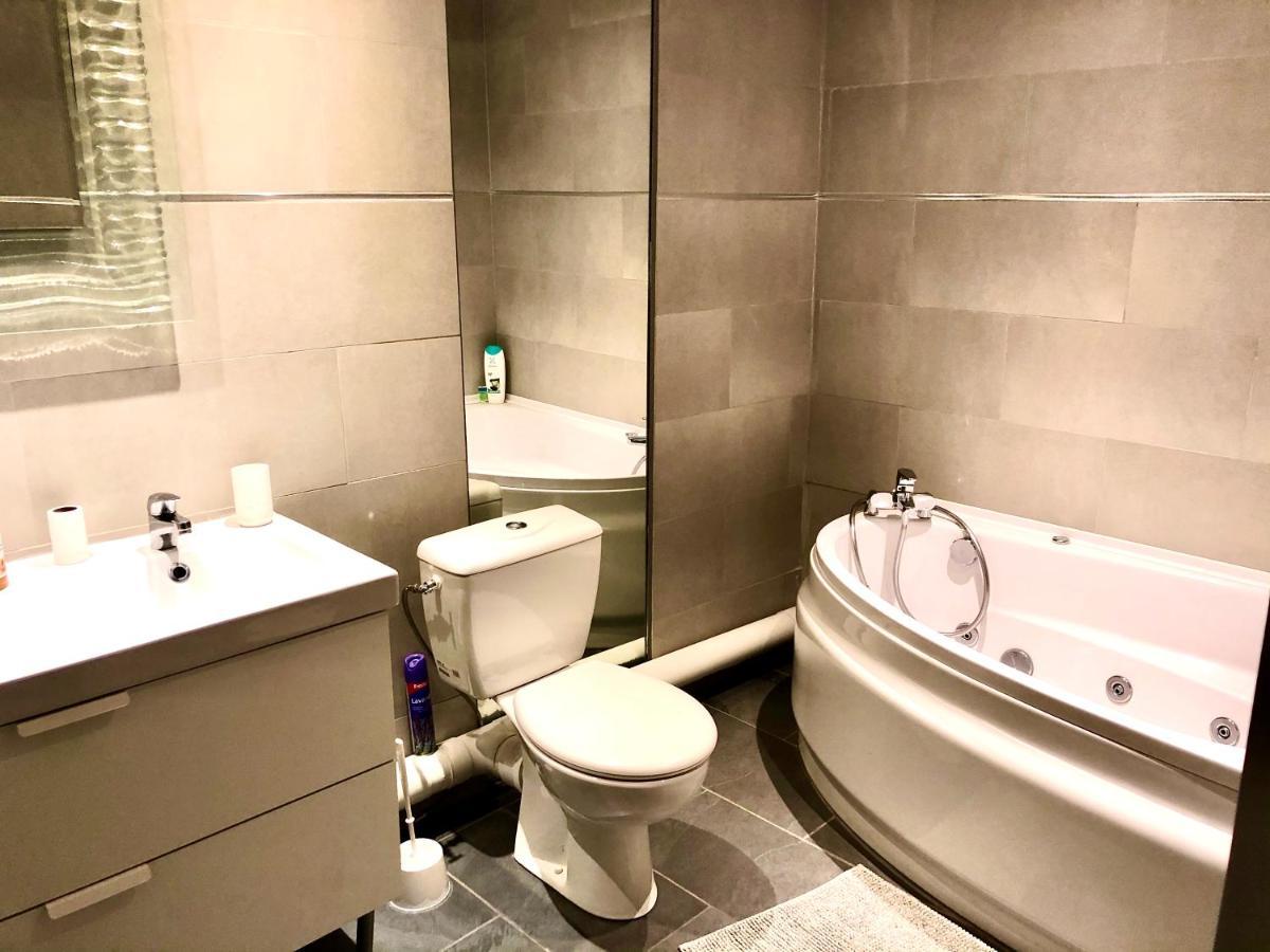 Appartement 105 M2 Rue Foch Arc De Triomphe Hyper Centre モンペリエ エクステリア 写真